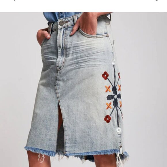 One Teaspoon Floral Embroidered Long Trucker Denim Skirt Retro Boho  US Size 26 - Picture 13 of 15